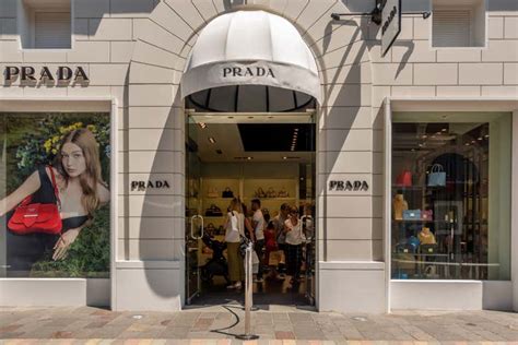 fidenza village saldi prada|prada fidenza milano.